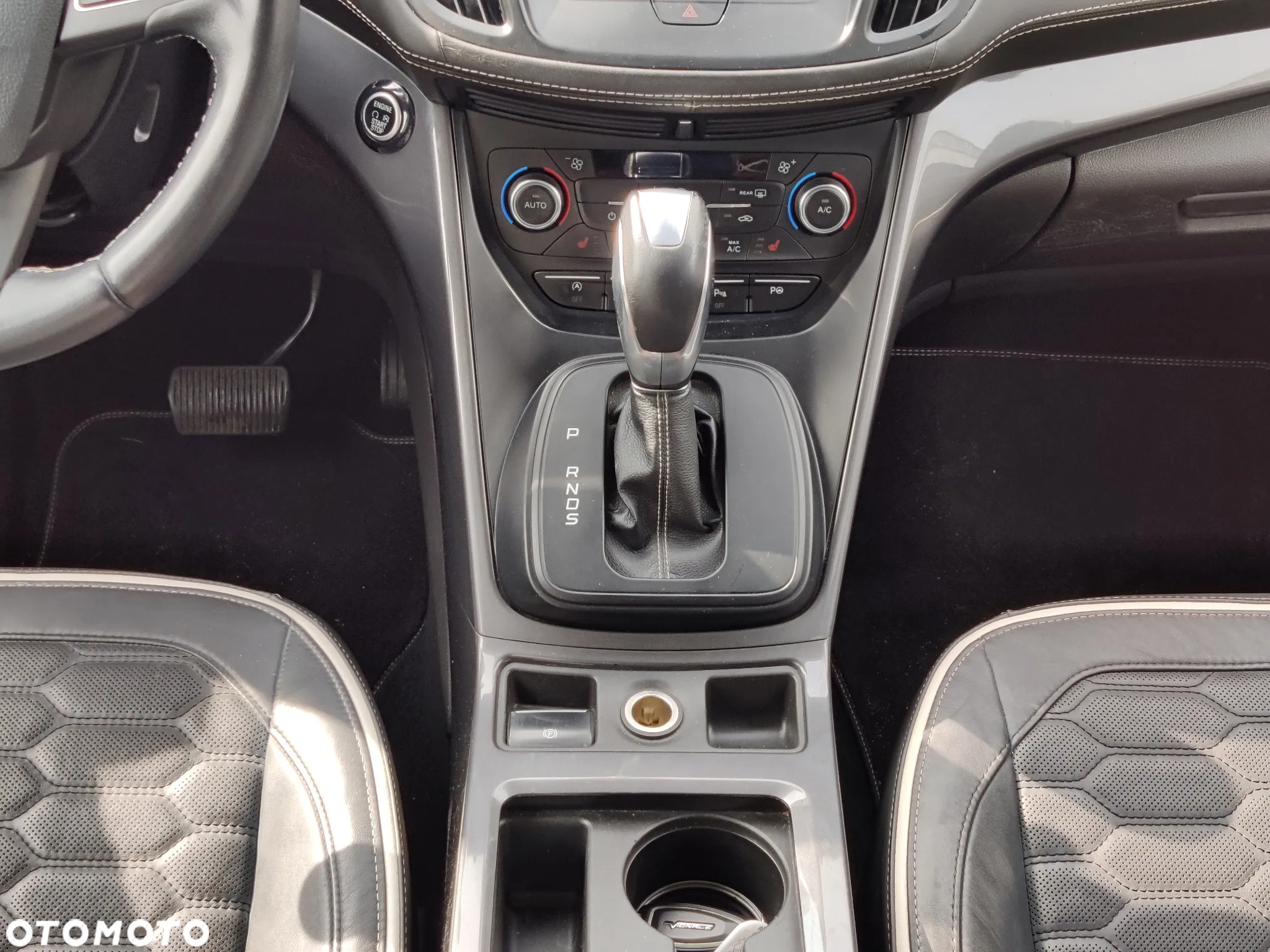 Ford Kuga Vignale 2.0 TDCi AWD - 17