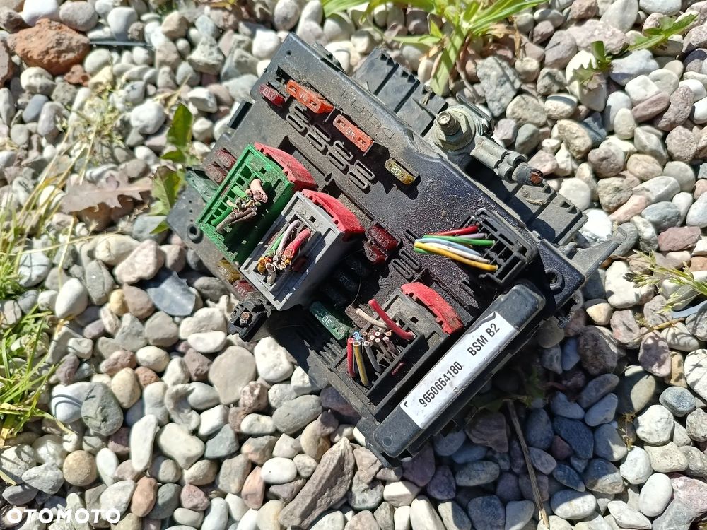 SKRZYNKA MODUŁ STEROWNIK BSI PEUGEOT 307 9650664180 - 1