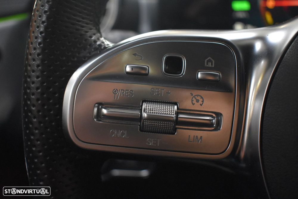 Mercedes-Benz CLA 250 - 41