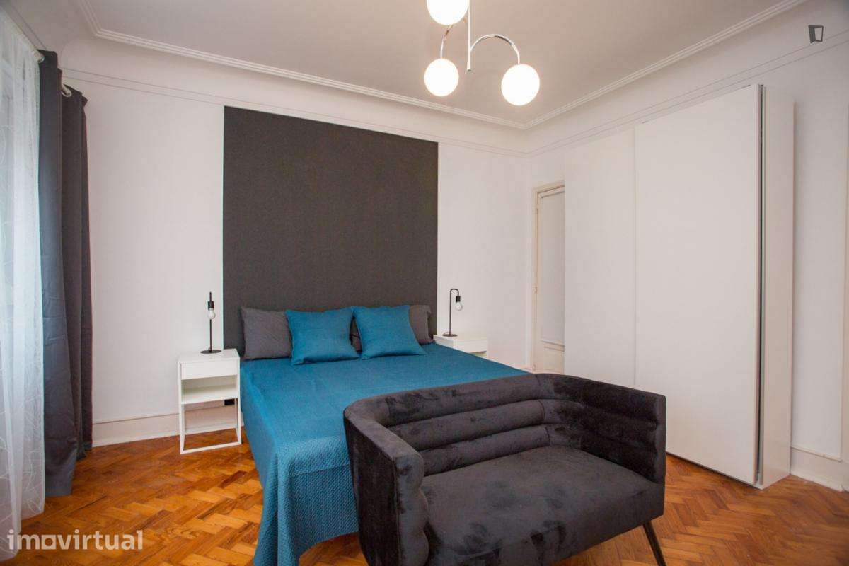 Quarto - localizado em Roma-Areeiro Lisbon - Grande imagem: 2/18
