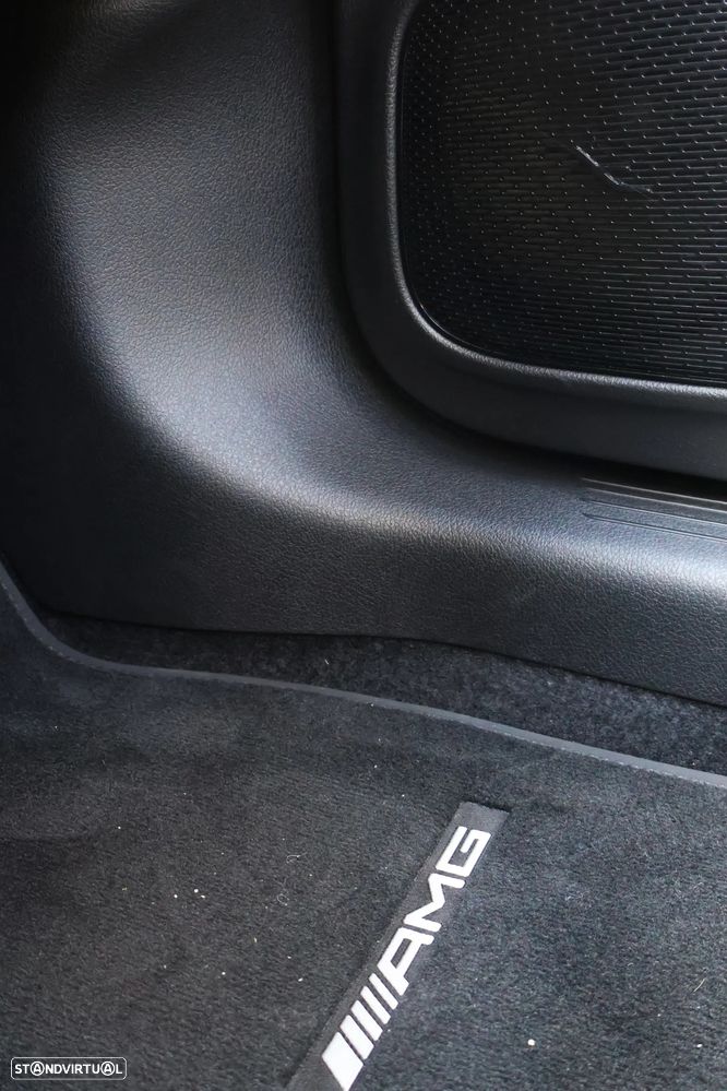 Mercedes-Benz EQA 300 4Matic AMG Line - 22