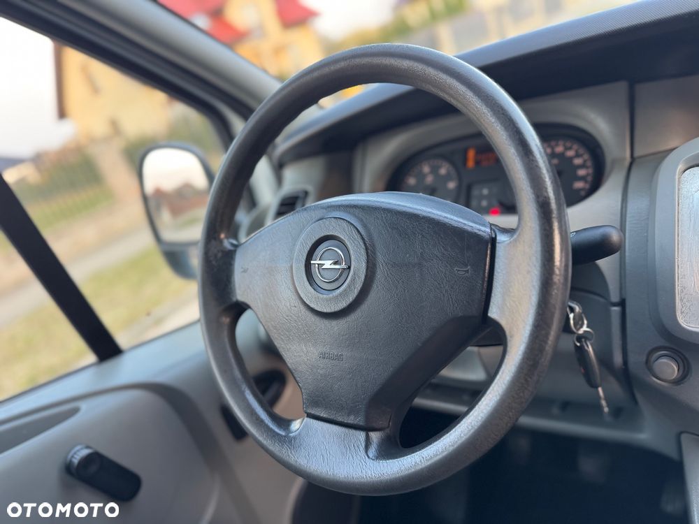 Opel Vivaro - 33