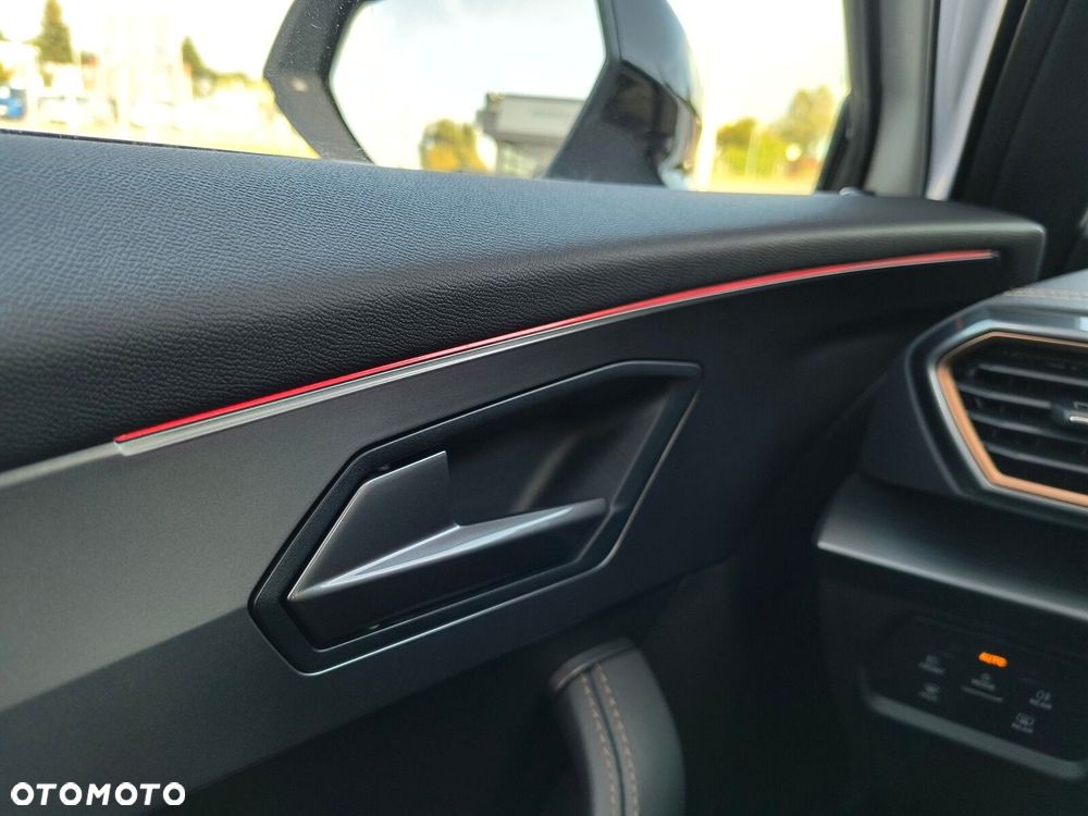 Cupra Formentor 1.4 e-Hybrid DSG - 25