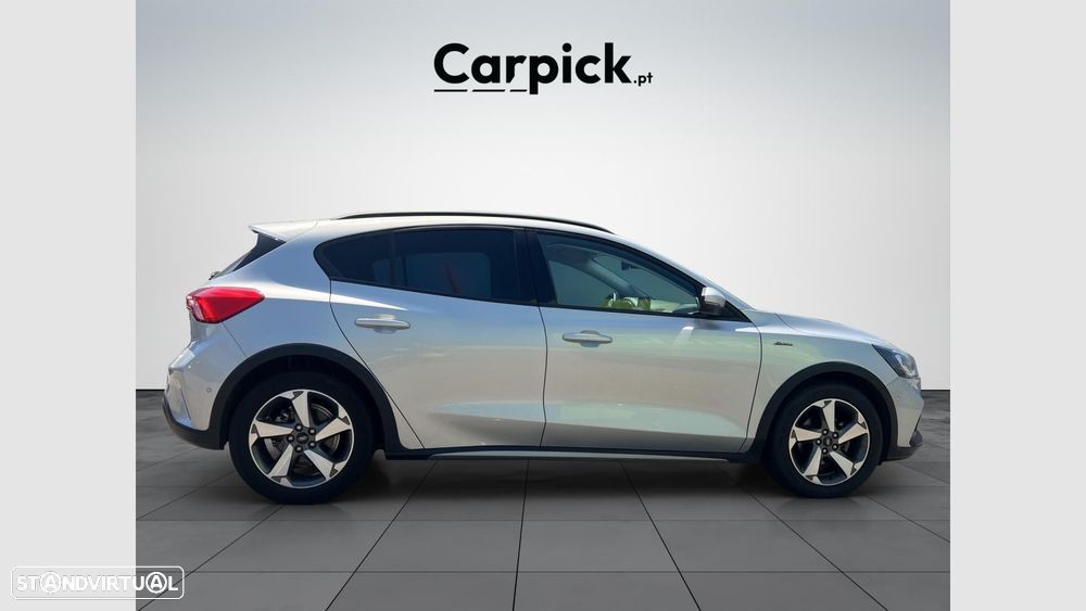 Ford Focus 1.0 EcoBoost Active X - 4