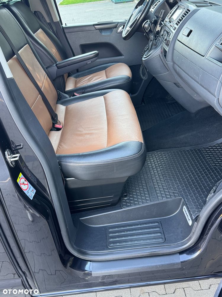 Volkswagen Caravelle - 35