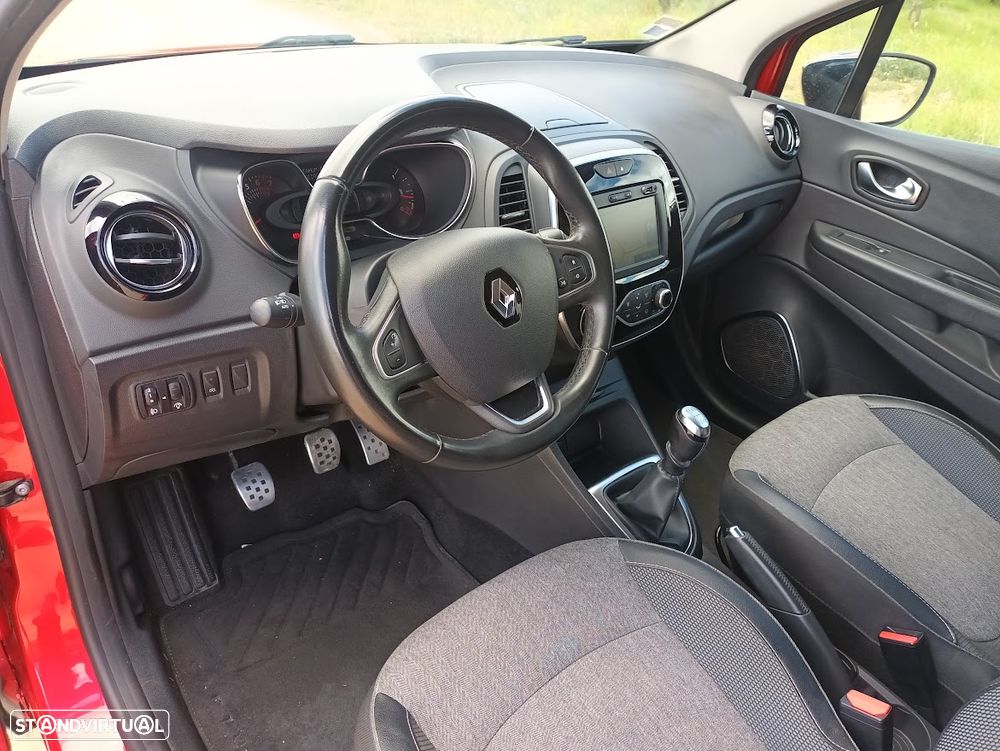 Renault Captur 1.3 TCe Exclusive - 3