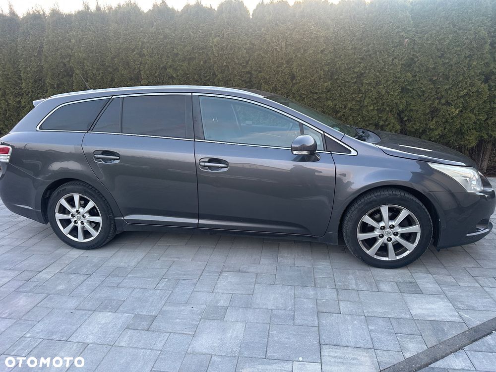 Toyota Avensis 2.0 Sol EU5 MS - 5