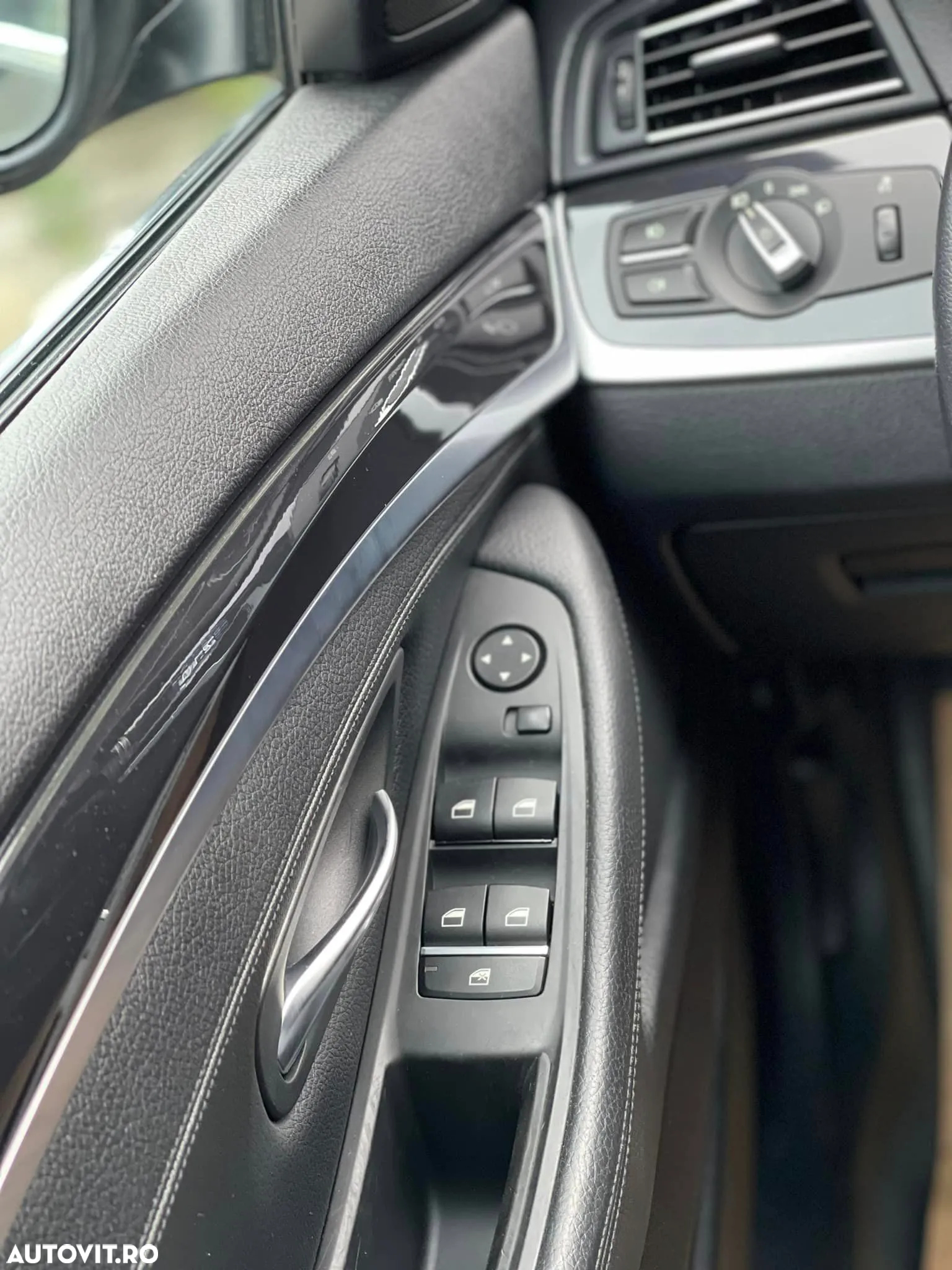 BMW Seria 5 520d Touring Aut. - 27