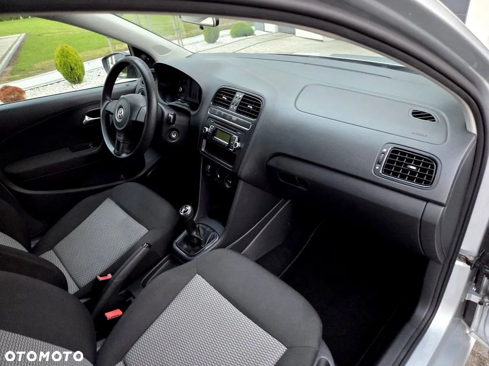 Volkswagen Polo - 18
