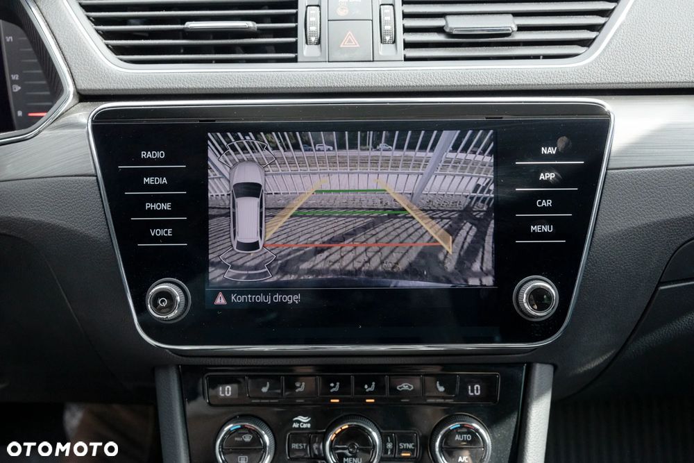 Skoda Superb 2.0 TSI Style DSG - 24