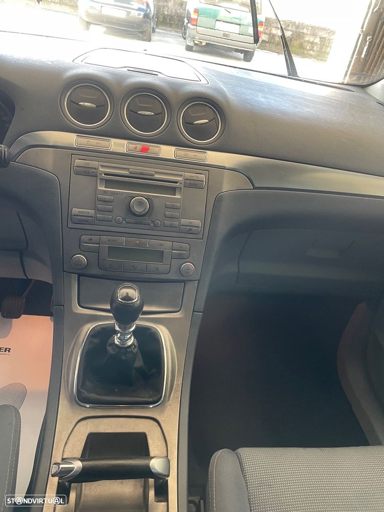 Ford S-Max 1.8 TDCi Titanium 7L - 10