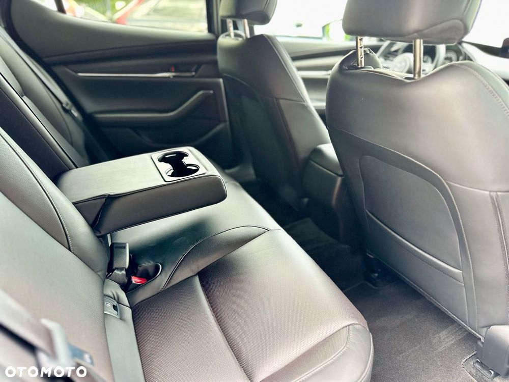 Mazda 3 e-SKYACTIV-G 150 M HYBRID DRIVE EXCLUSIVE-LINE - 26