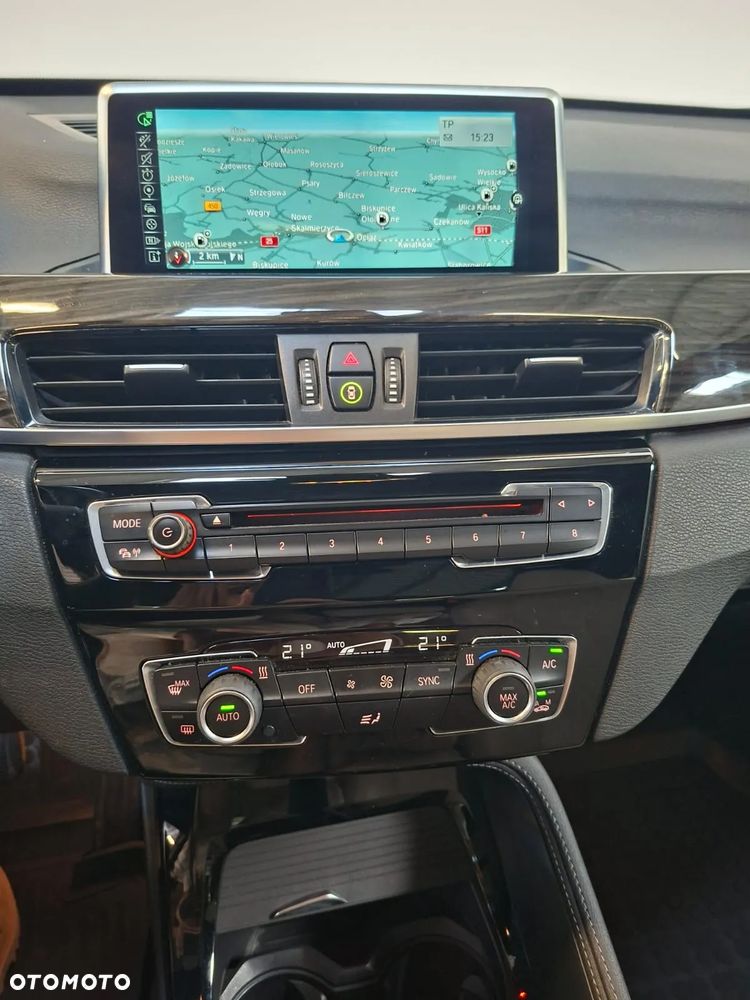 BMW X1 xDrive18d xLine - 19