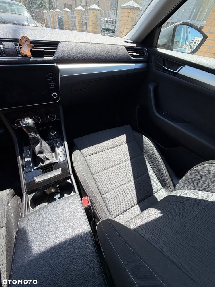 Skoda Superb 2.0 TDI Ambition - 10