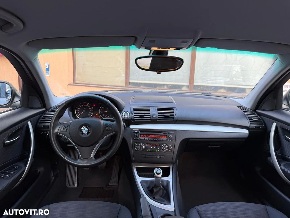 BMW Seria 1 116i - 10