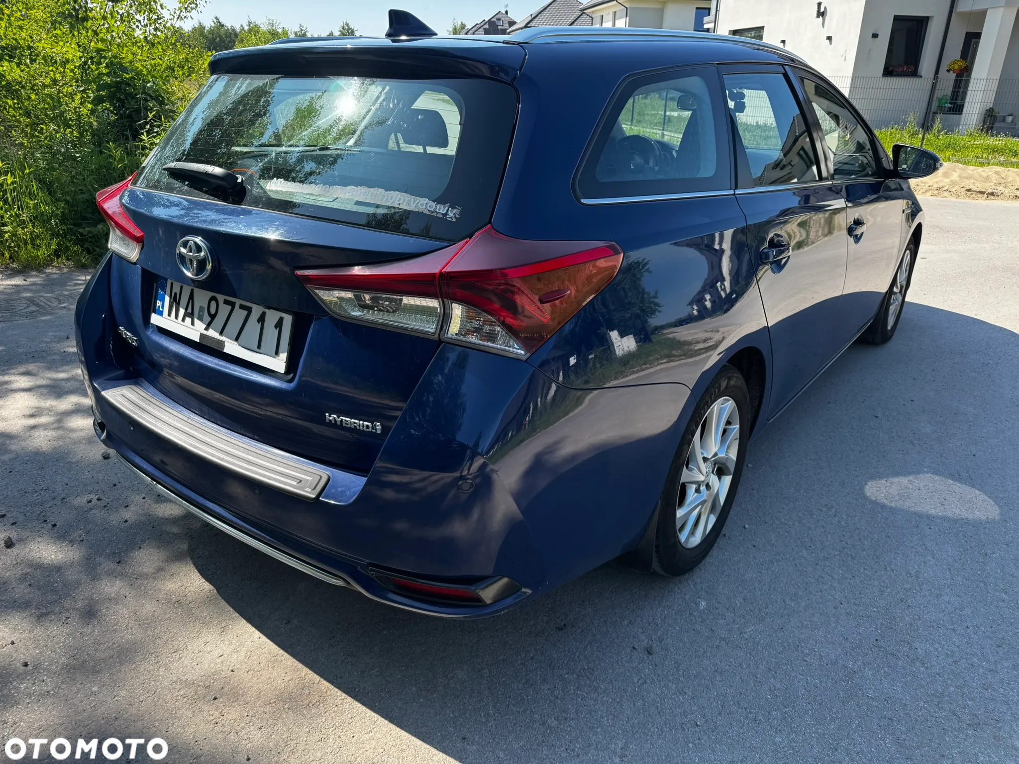Toyota Auris Hybrid 135 Premium - 5