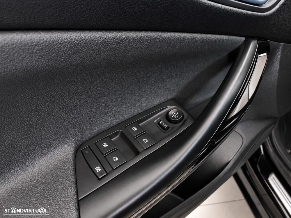 Opel Astra Sports Tourer 1.5 D Design & Tech S/S - 17