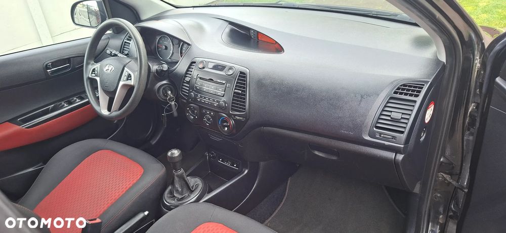 Hyundai i20 - 29