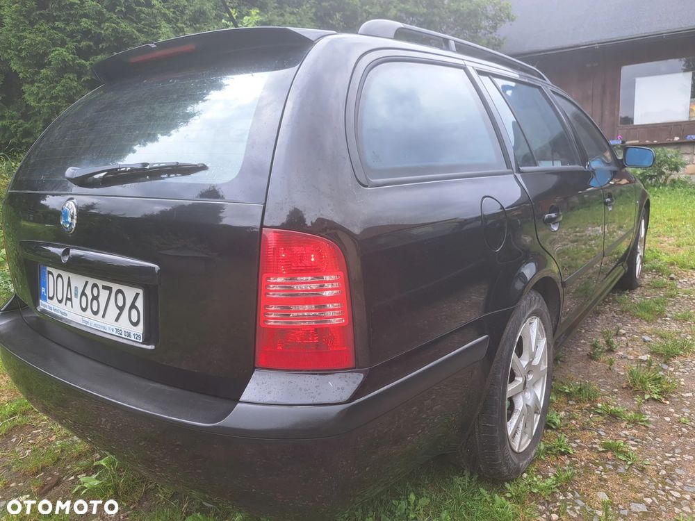 Skoda Octavia 1.8T Tour RS - 6