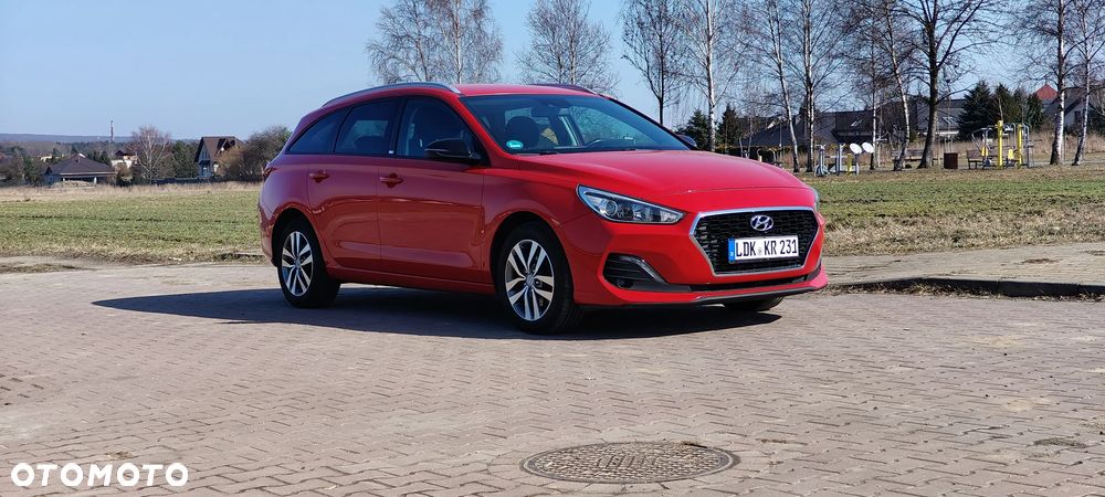 Hyundai i30 1.6 D Style DCT - 2