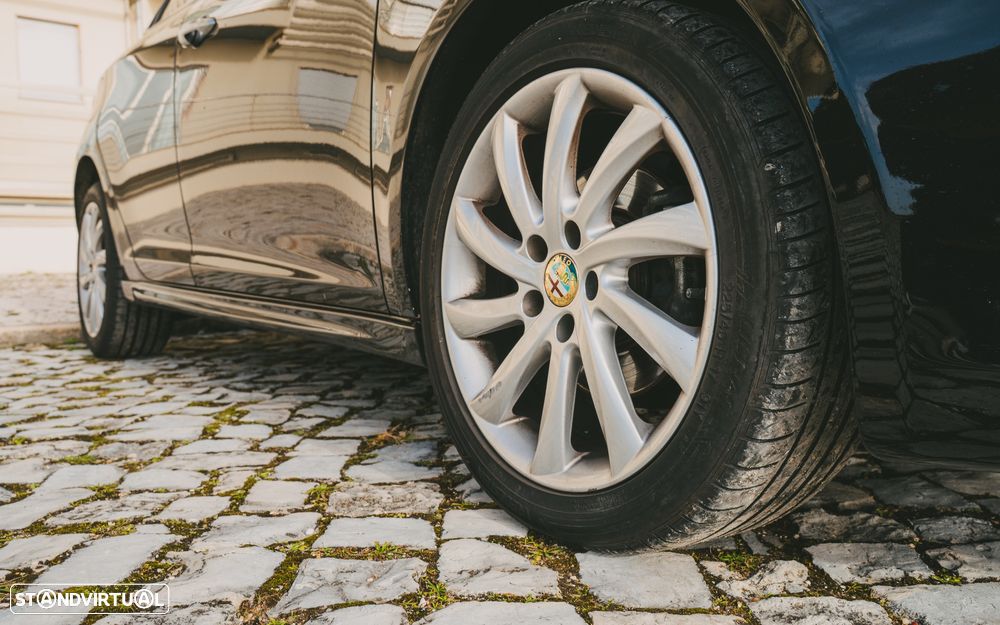 Alfa Romeo Giulietta 1.6 JTDM Exclusive - 4