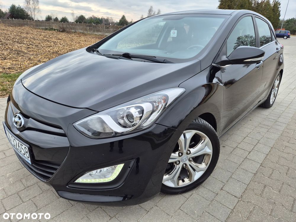 Hyundai i30 1.4 CRDi Trend - 4