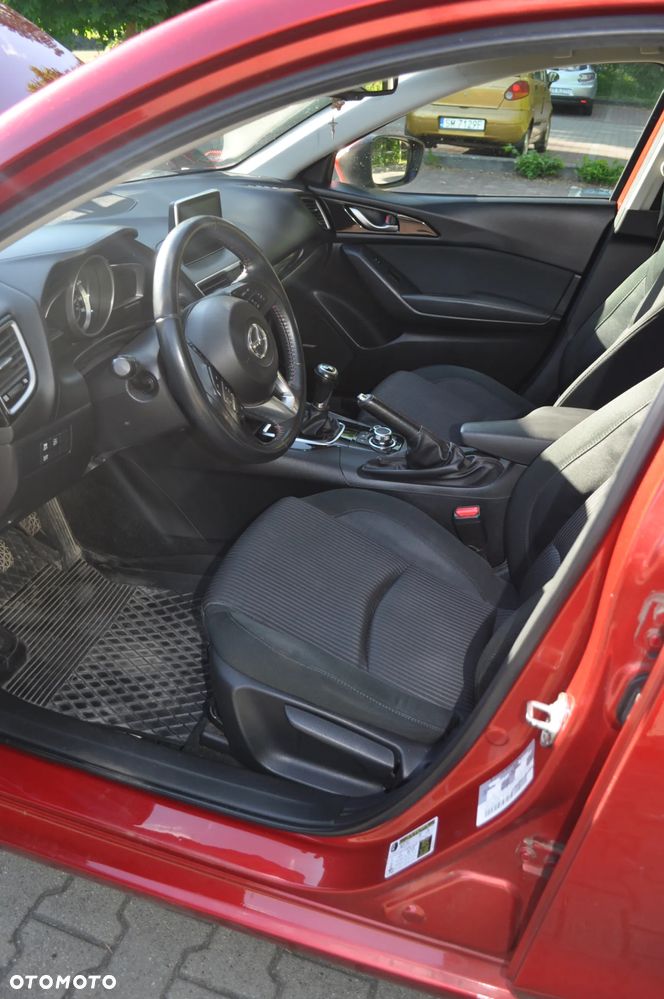 Mazda 3 - 10