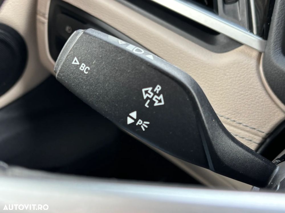 BMW X1 sDrive18d xLine - 20