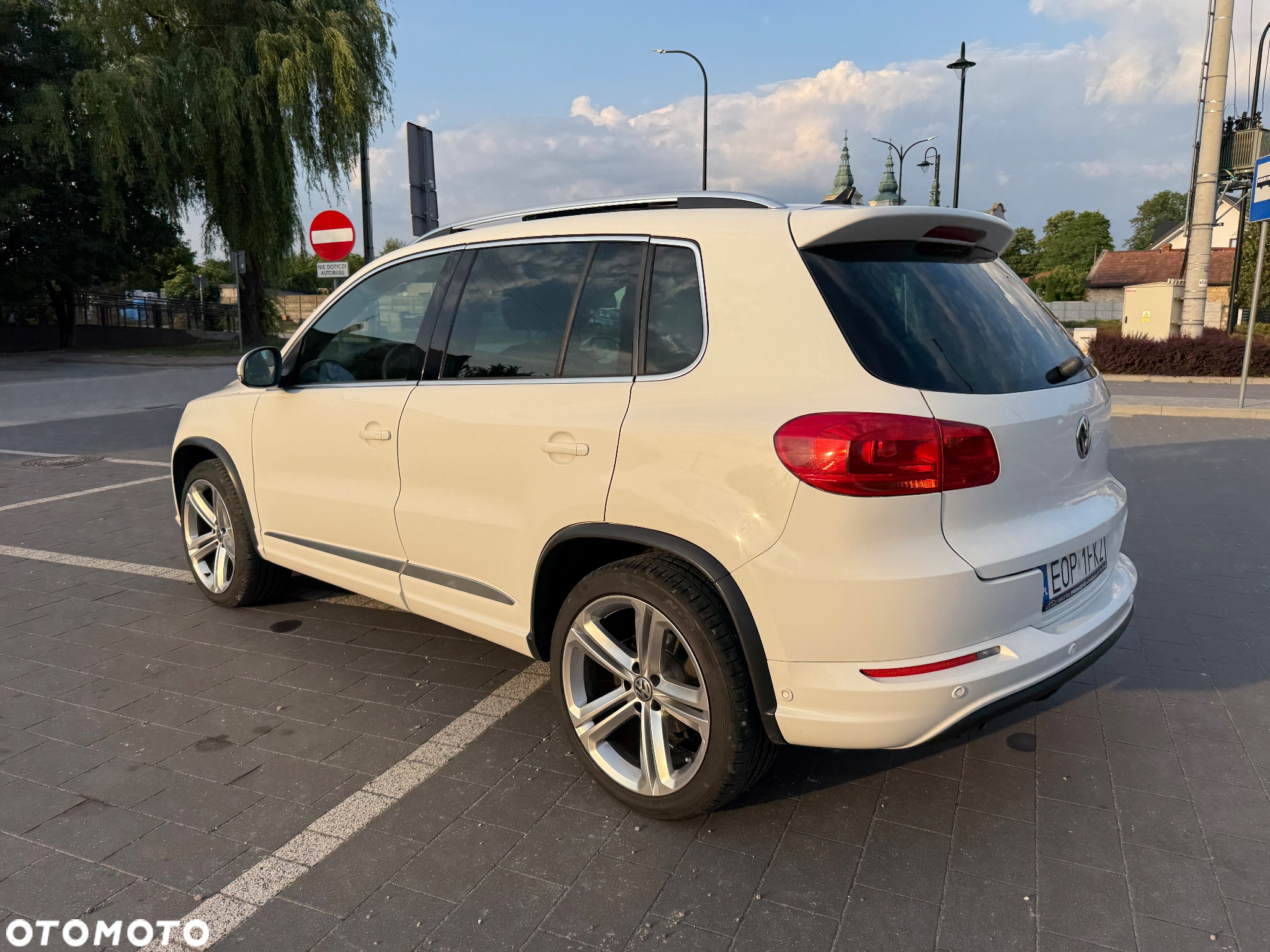 Volkswagen Tiguan 2.0 TDI 4Mot R-Style DSG - 31