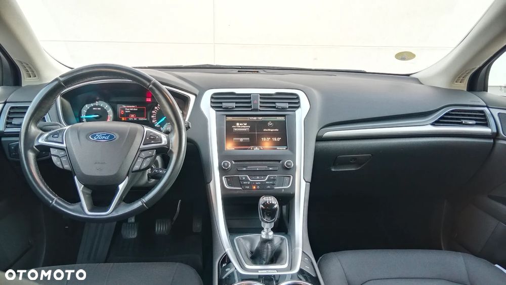Ford Mondeo - 9