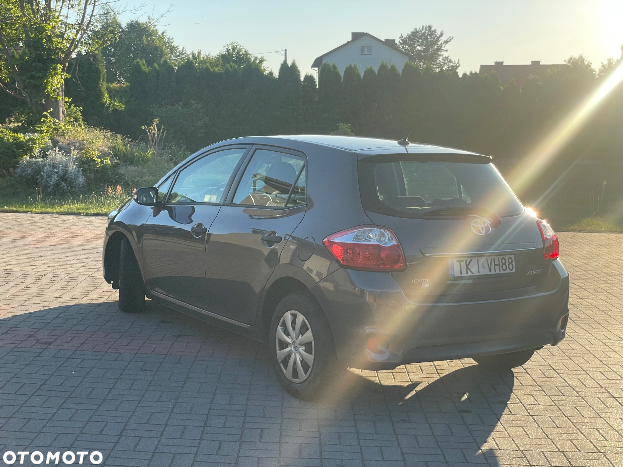Toyota Auris 1.4 D-4D Luna EU5 - 4