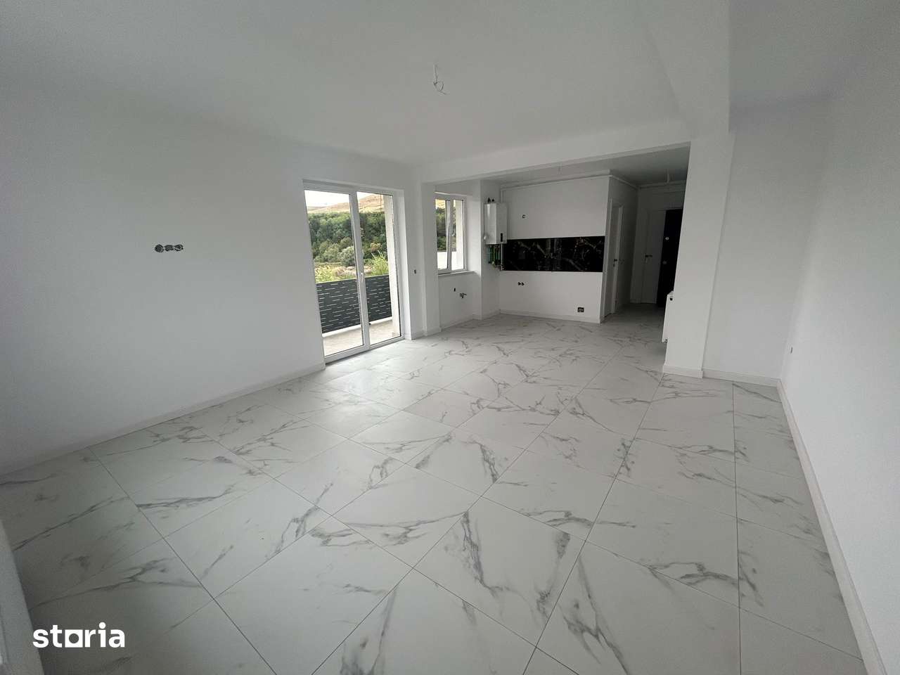 Apartament cu 2 camere,finisat- zona Tineretului — fotografia 1
