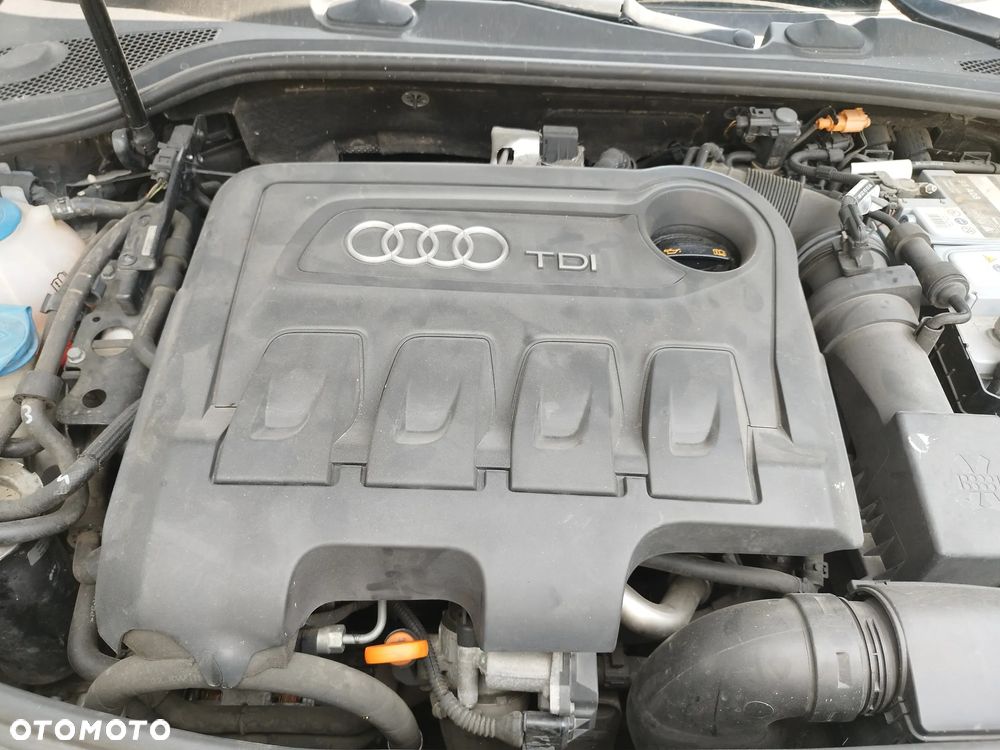 Audi A3 Sportback 2.0 TDI DPF quattro S line Sportpaket (plus) - 13