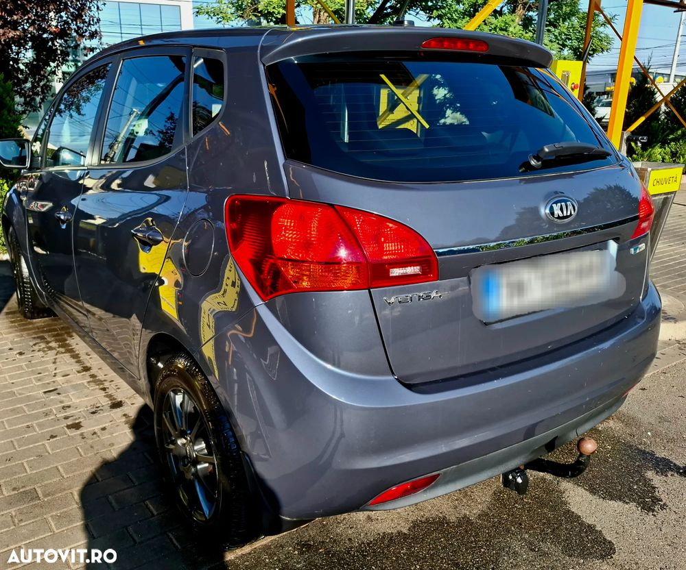 Kia Venga 1.6 CRDi 128 Spirit - 11