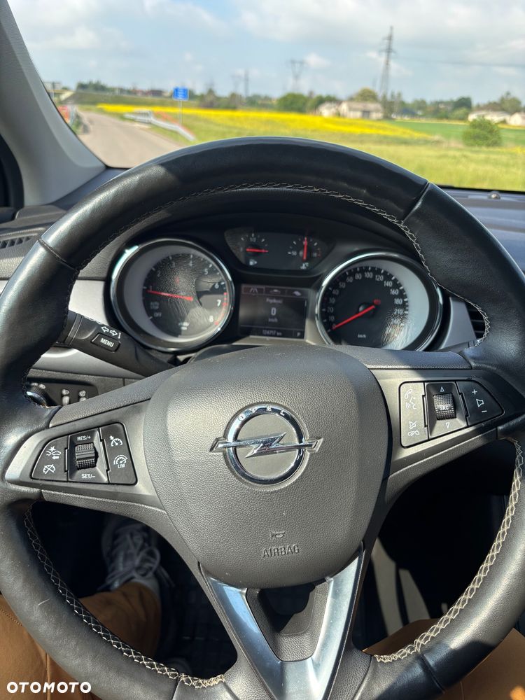 Opel Astra 1.4 T Ultimate S&S - 27
