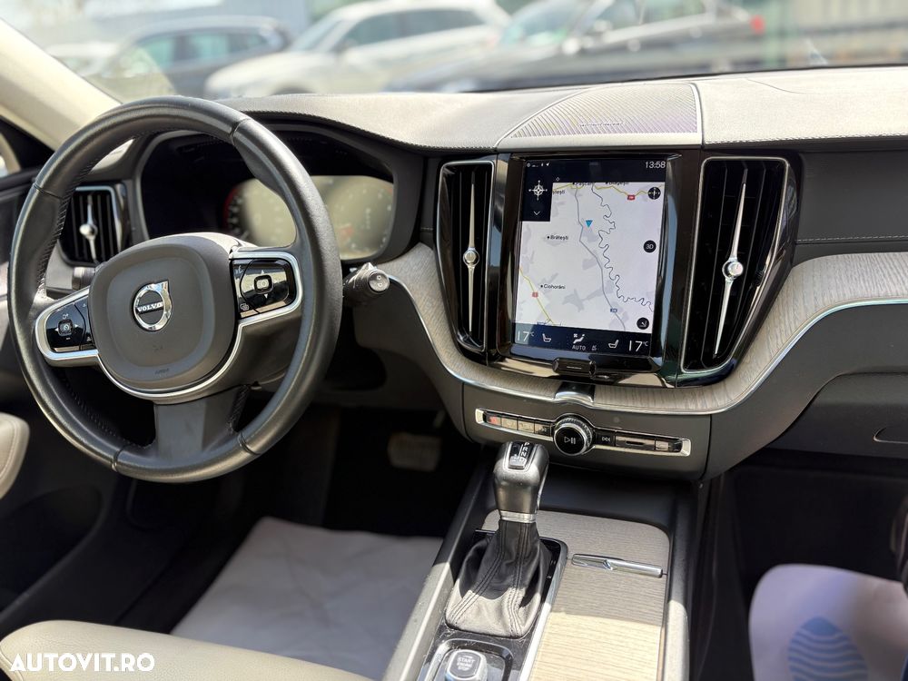 Volvo XC 60 D4 AWD Inscription - 5