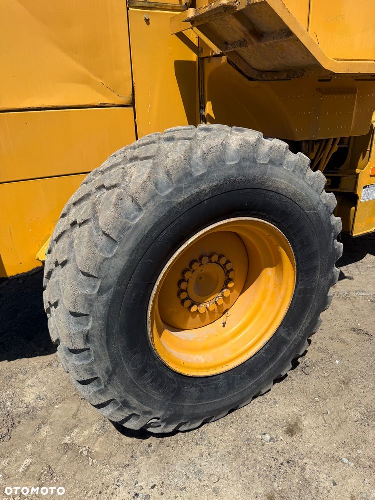 Caterpillar 918F - 13
