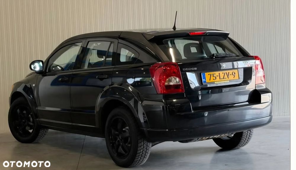 Dodge Caliber - 36