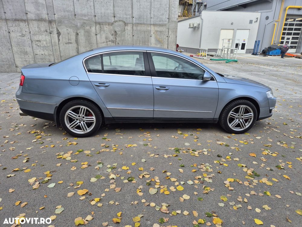 Volkswagen Passat 3.2 FSI V6 4Motion Sportline - 1