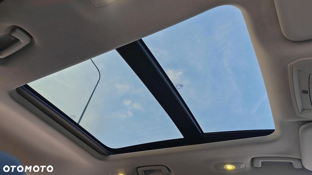Ford Kuga 2.0 TDCi 4x4 Titanium - 38