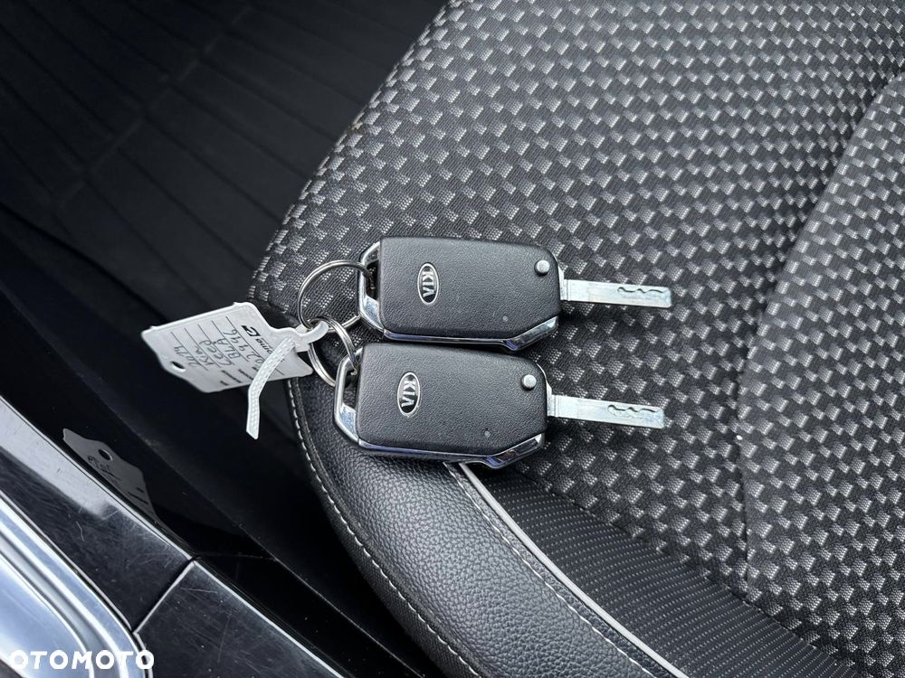 Kia Ceed 1.4 T-GDI DCT OPF Spirit - 26