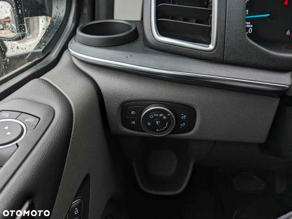 Ford Tourneo Custom 320 L2H1 VA Autm Titanium X - 23