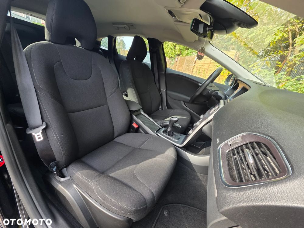 Volvo V40 T3 Drive-E Kinetic - 19