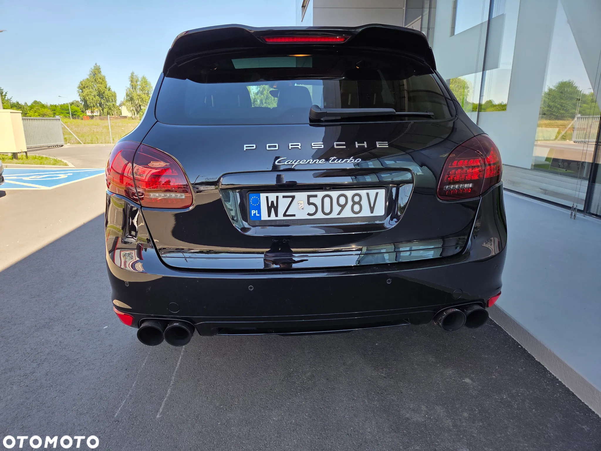 Porsche Cayenne Turbo - 8