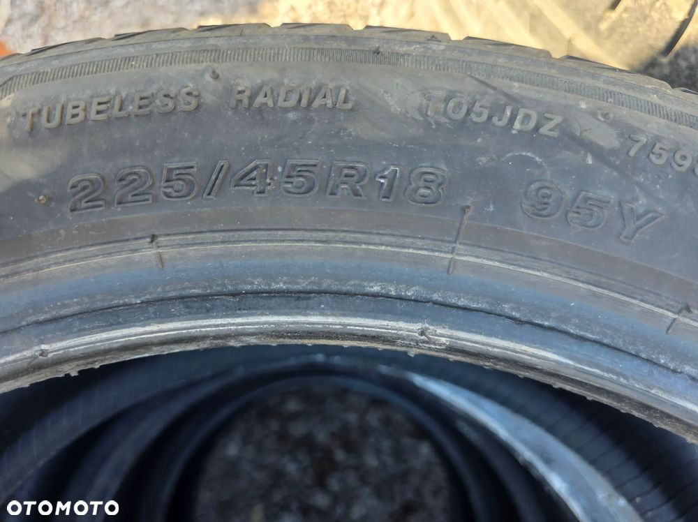 Opony letnie BRIDGESTONE 225/45R18 95Y TURANZA T005 * (4x4,0mm) (DOT: 4x4621) L1166 - 5