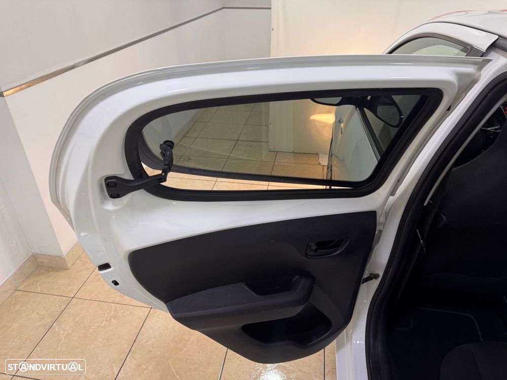 Peugeot 108 1.0 VTi Style - 23