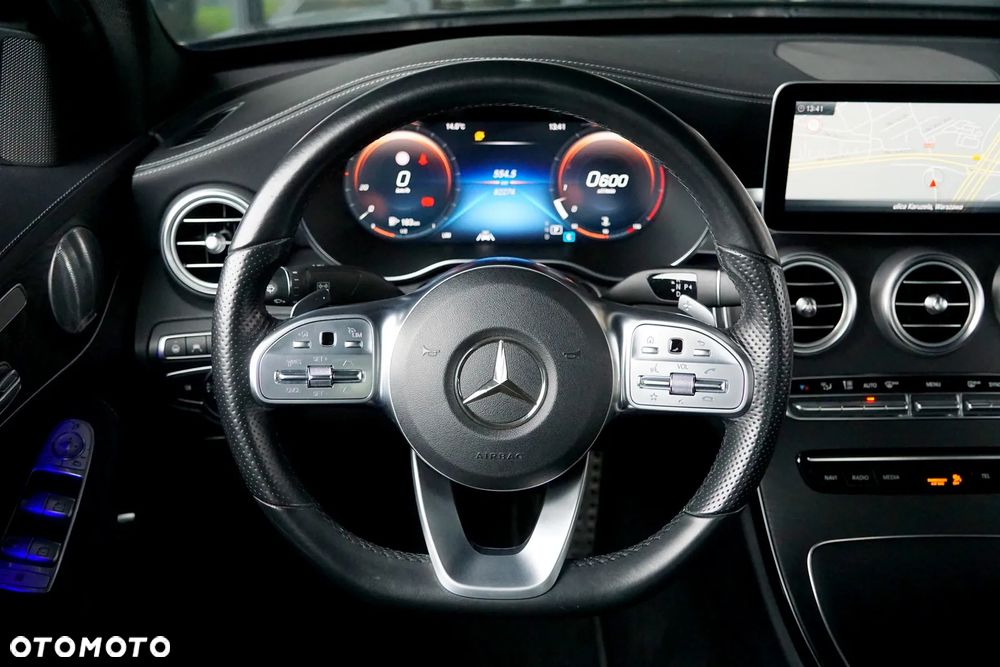 Mercedes-Benz Klasa C 400 4Matic 9G-TRONIC AMG Line - 29