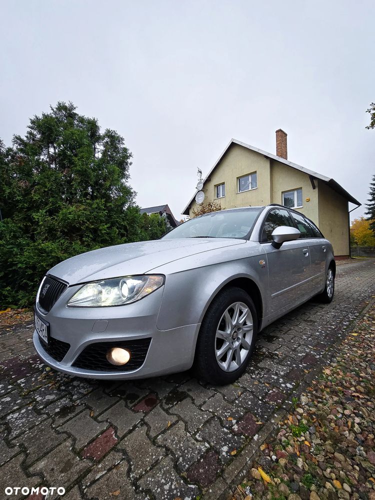 Seat Exeo - 25