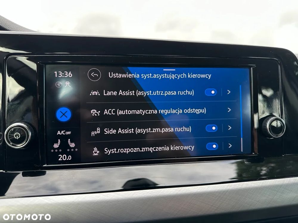 Volkswagen Golf VII 1.5 TSI BMT Evo IQ Drive DSG - 11