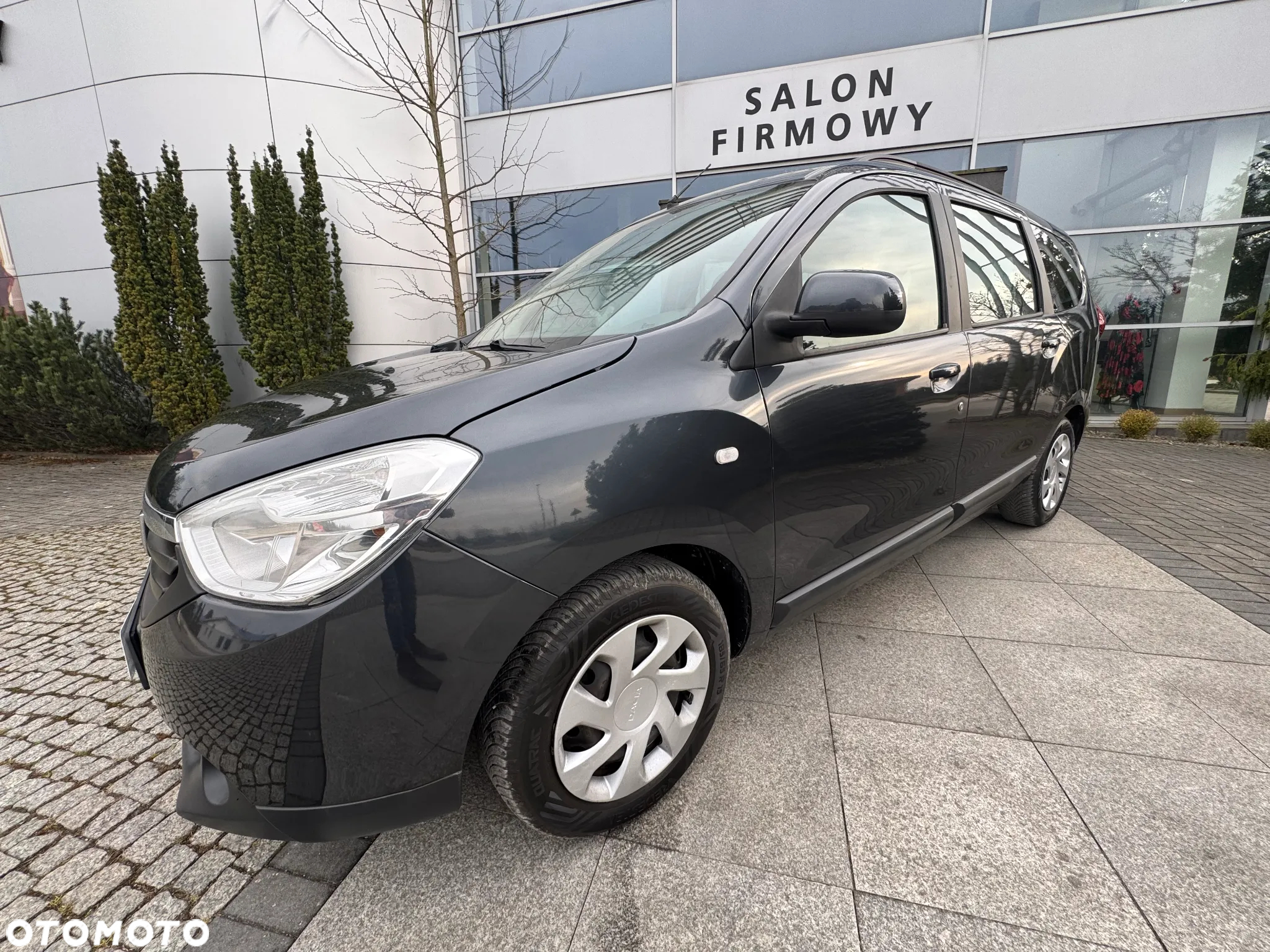 Dacia Lodgy 1.6 MPI 85 Prestige - 23